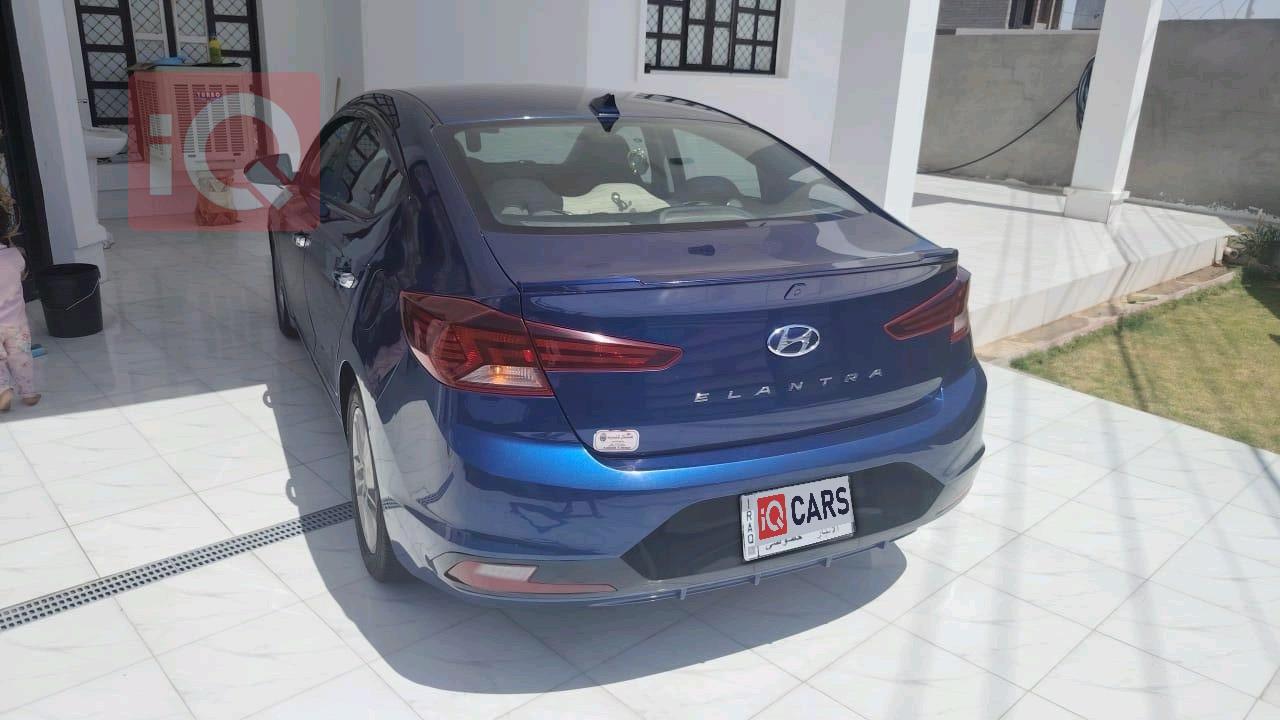 هيونداي النترا